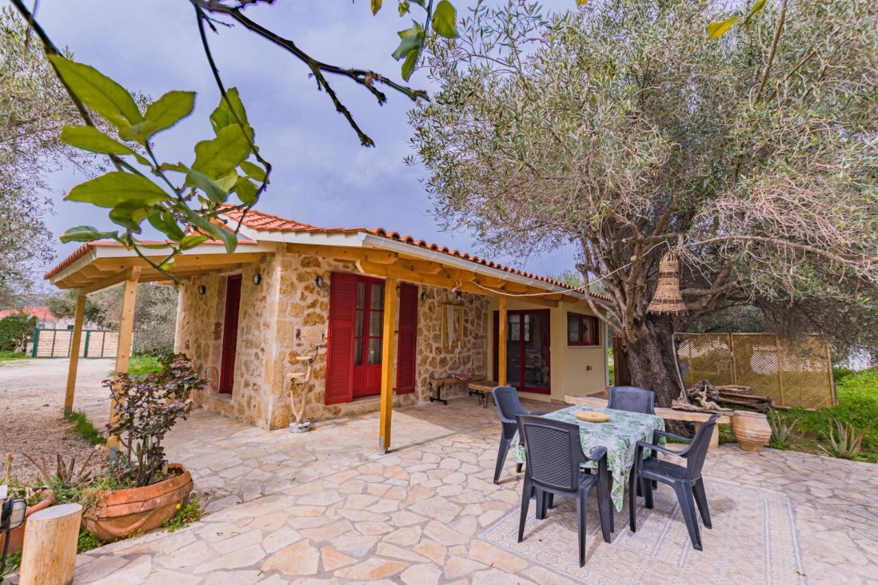 Villa Dreamy Stone House à Pesádha Extérieur photo